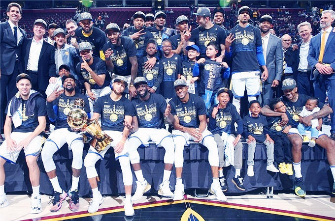 靠但手感波 靠但手感波